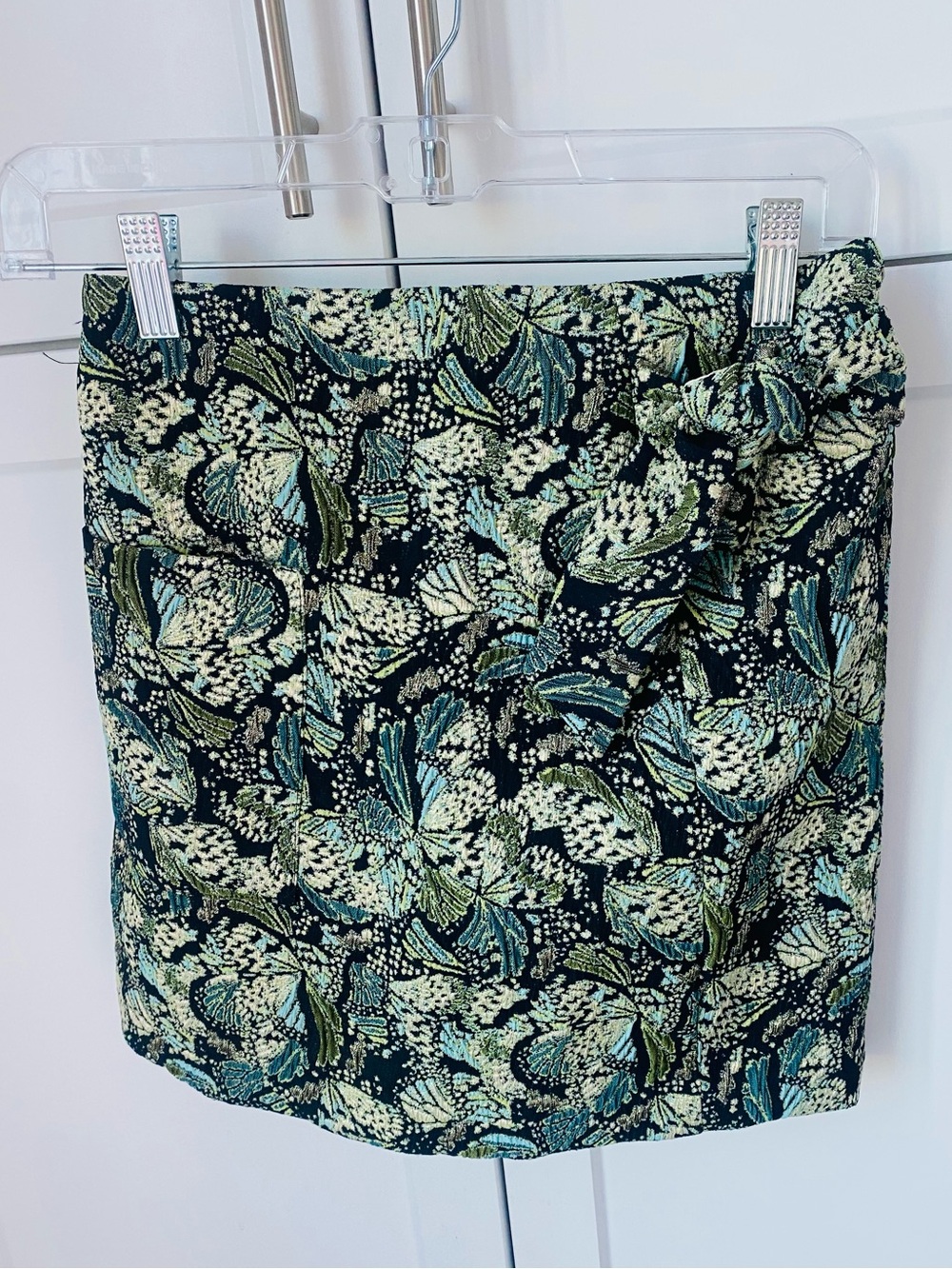 Zara basic XS floral metallic mini skirts
